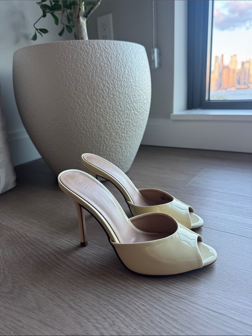 Steve Madden Butter Yellow Patent Peep-Toe Mules